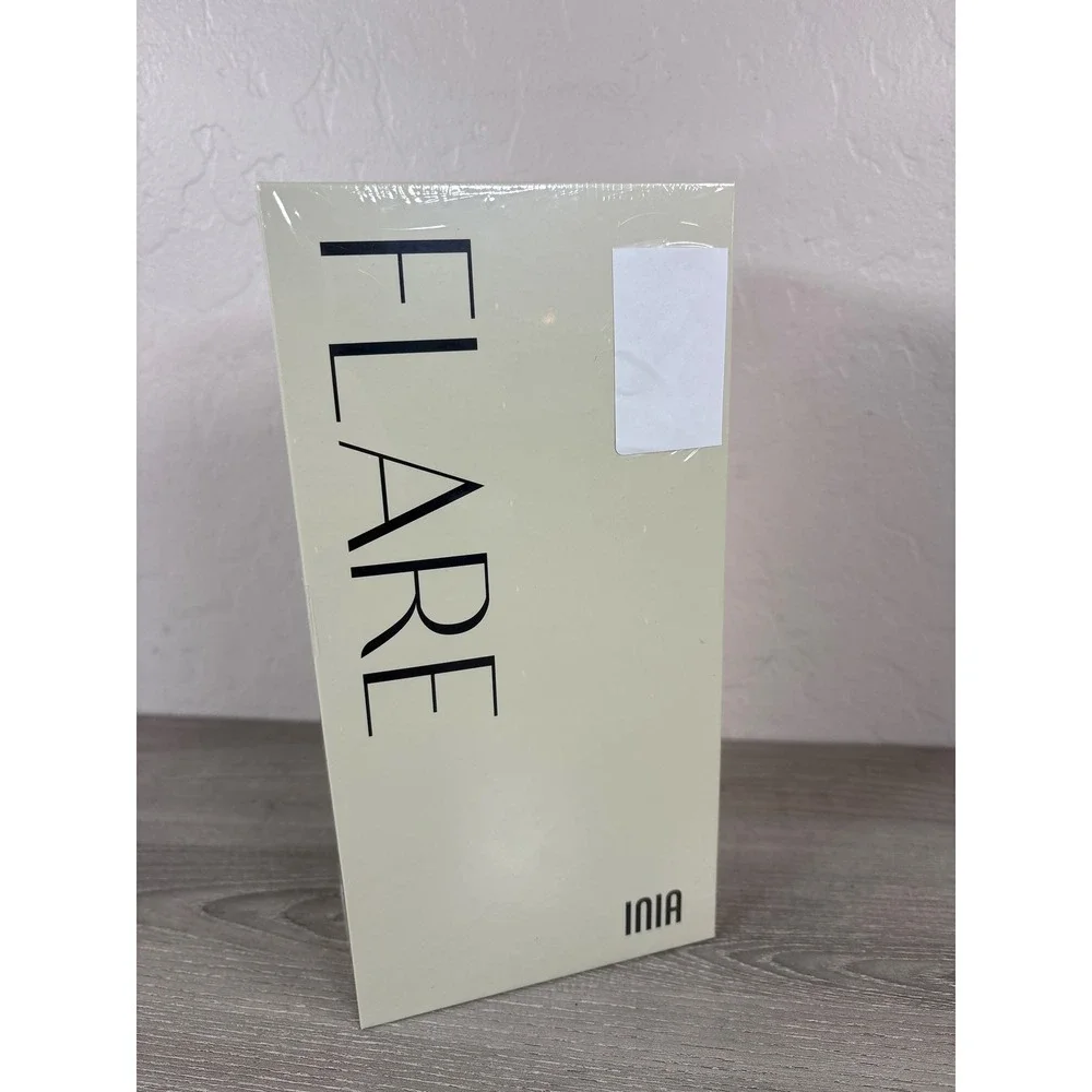 Inia Flare Skin Rejuvenation Beauty Device With Hydrating Conductive Gel NEW